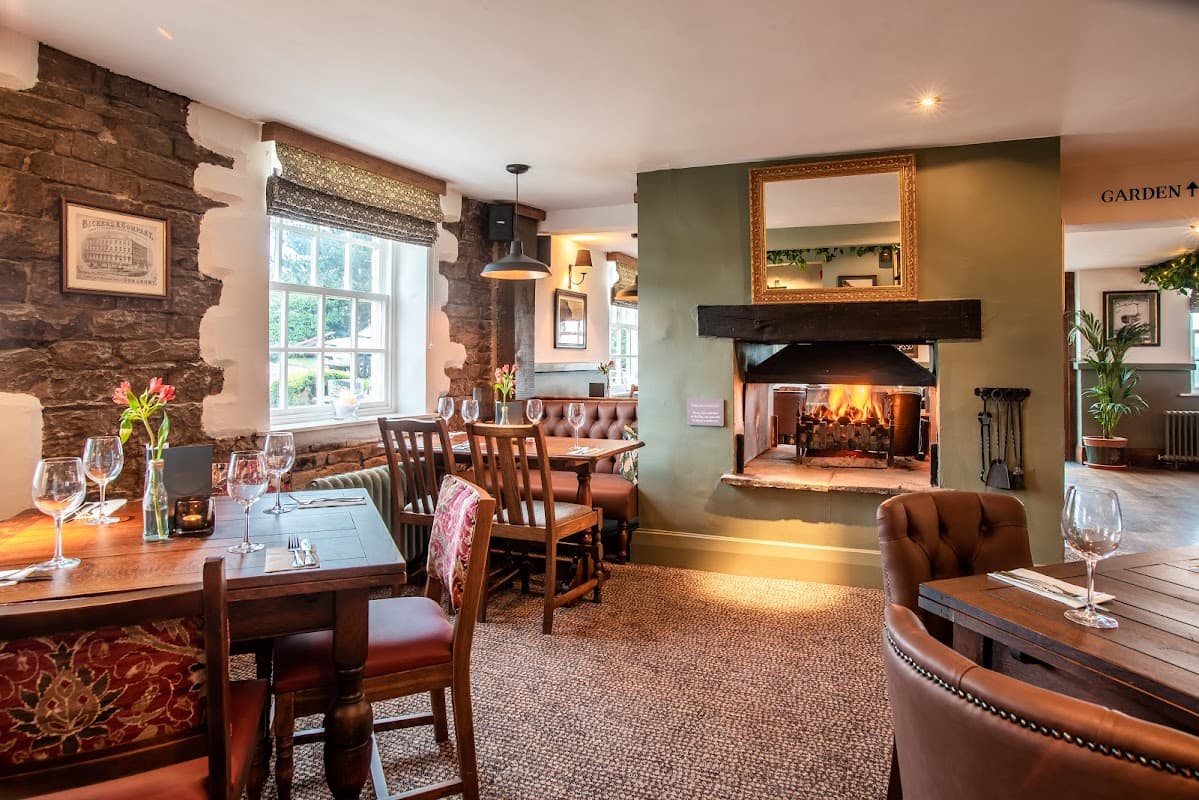 Dining at The Hare And Hounds in mirfield