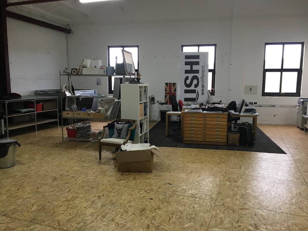 Ushiwear Clothing Studio - Clothes Shops in mirfield