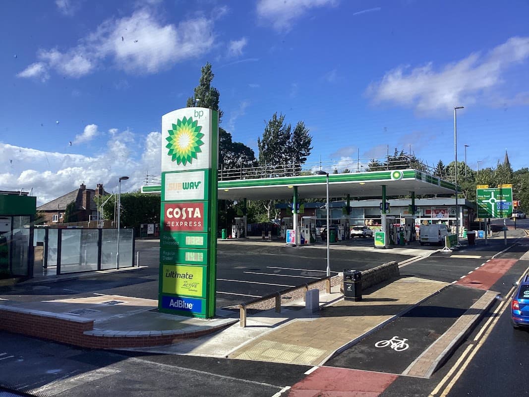 bp - Petrol Stations in moortown