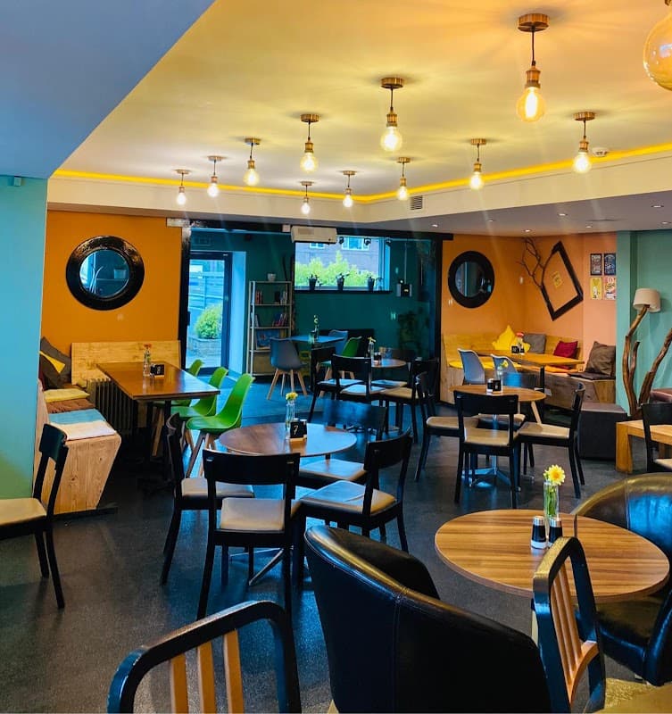 Cafe Cafe 17 in moortown
