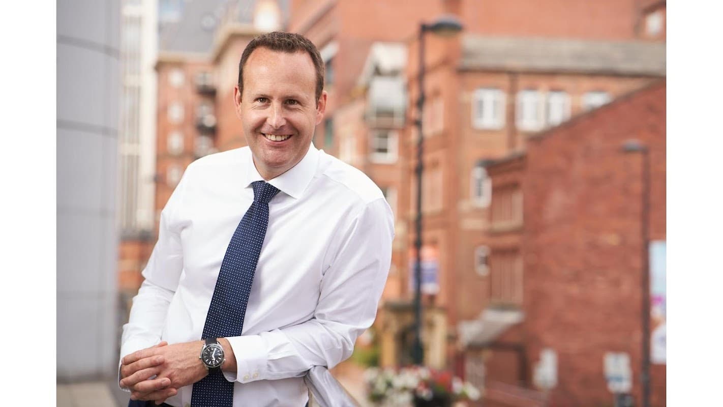 iWealth Financial Ltd - Financial advisor Leeds - Insurance in moortown