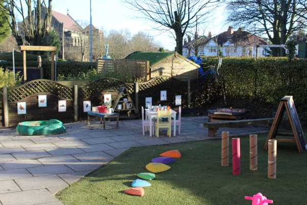 Partou Roundhay Day Nursery & Pre-school - Nurseries in moortown