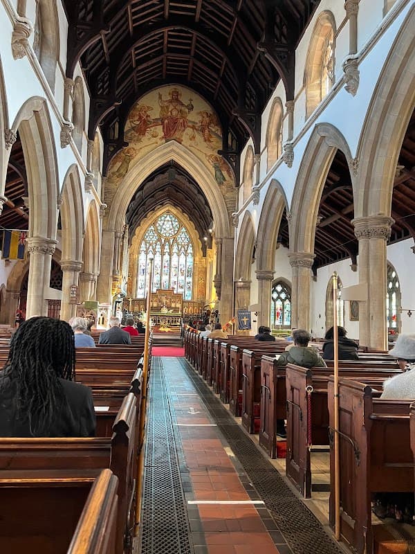 St Martin's Parish Church - Churches in moortown