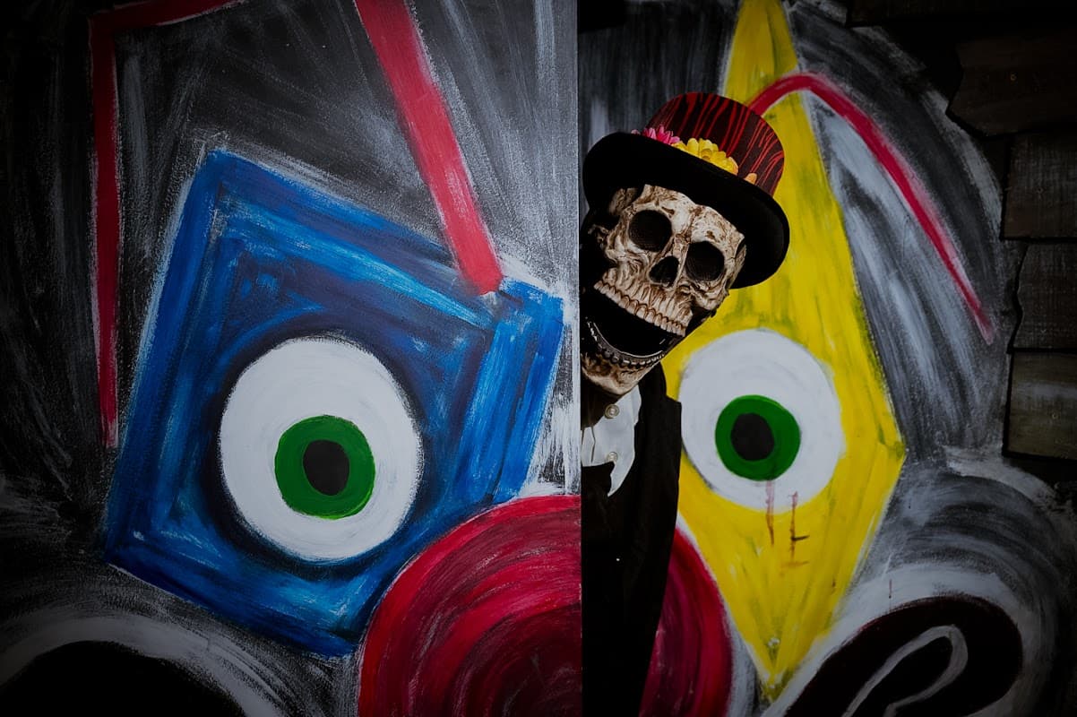 Houdini's Escape Room Experience - Sheffield - Escape Rooms in neepsend