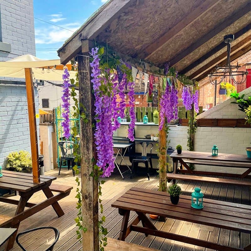 Food & drink at The Gin Bar in nether edge