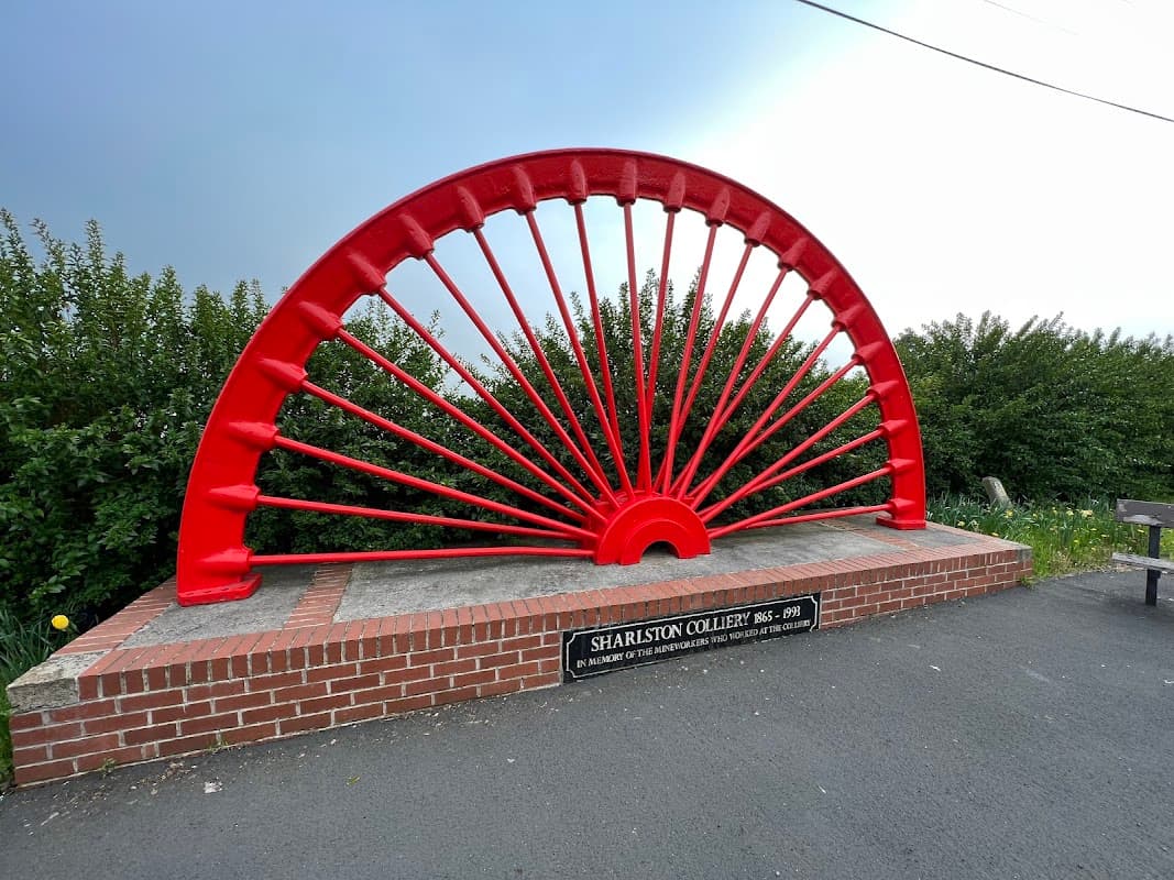 Sharlston Colliery Pit Wheel - Monuments in normanton