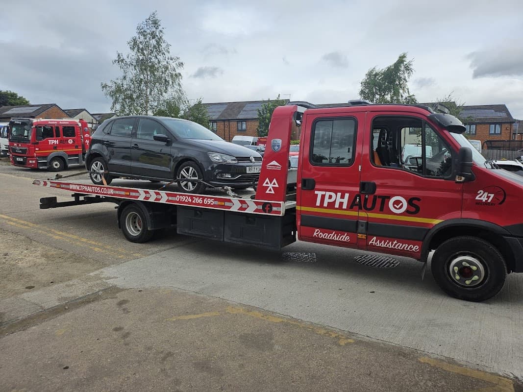TPH Autos & Recovery - Garages in ossett