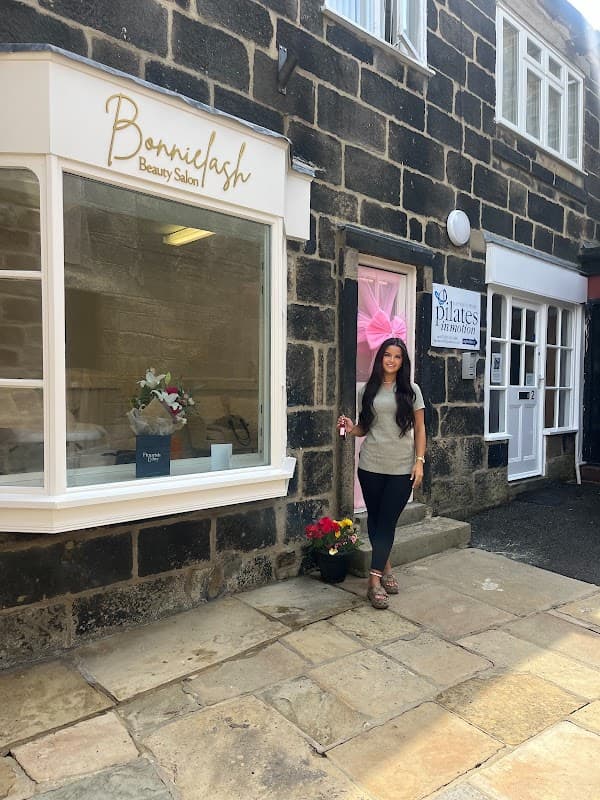 BonnieLash - Beauty Salons in otley