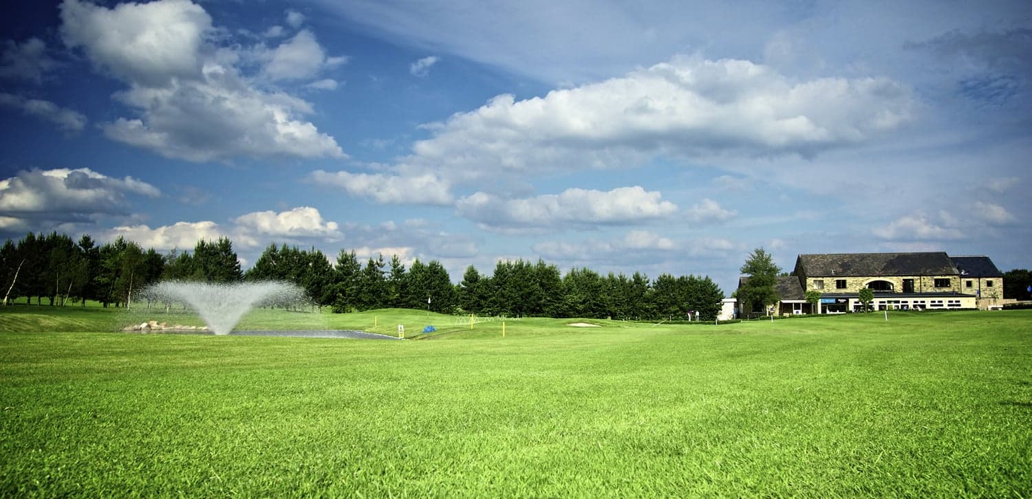 Leeds Golf Centre - Park in bardsey