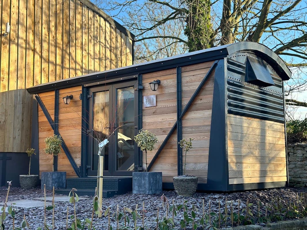 Hidden Gem Beauty - Beauty Salons in pickering