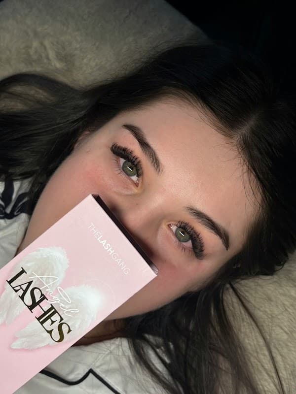 Lashes by Lydia - Beauty Salons in pickering