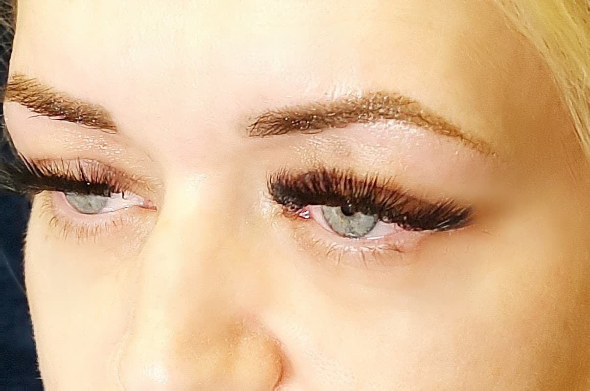 Anya & Huntress Ltd - Beauty Salons in pontefract