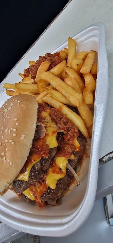 Chattas Pizzeria - Takeaway in pontefract