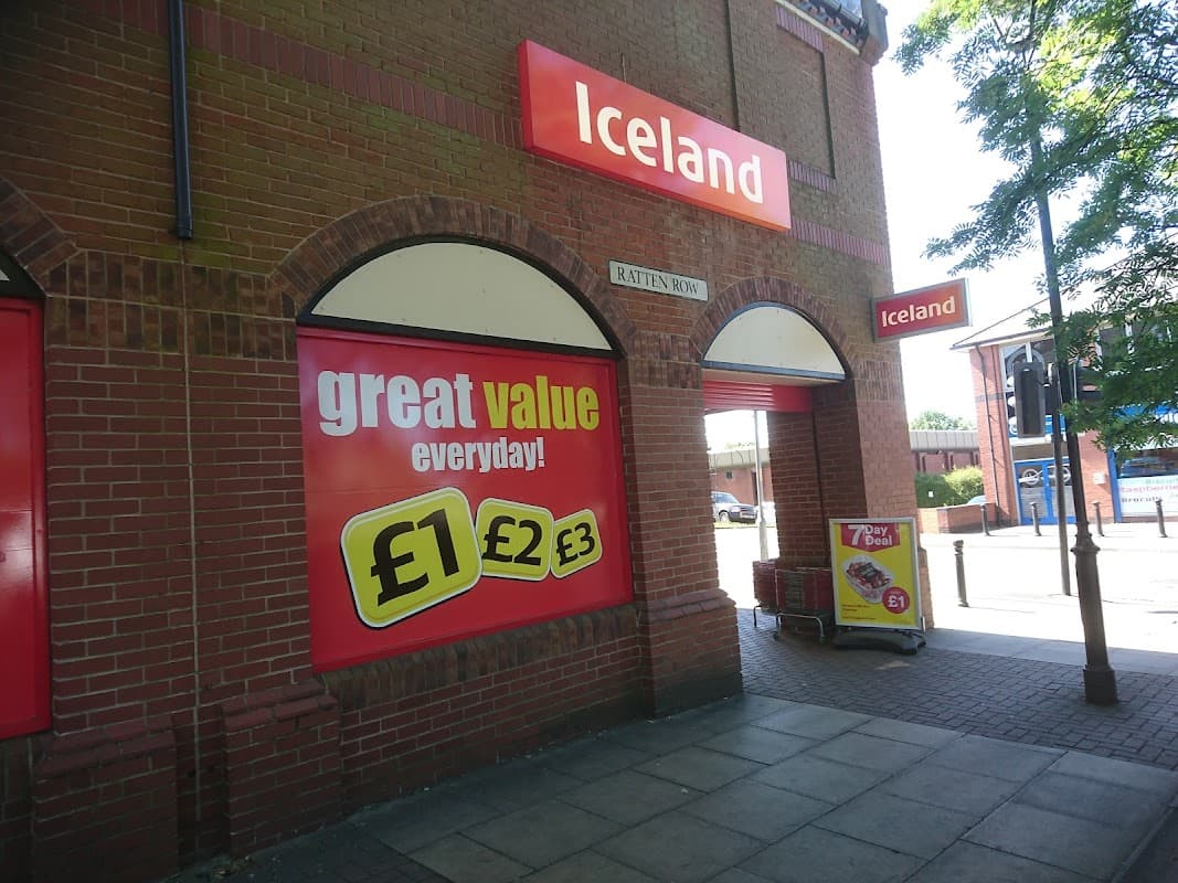 Iceland Supermarket Pontefract - Supermarkets in pontefract