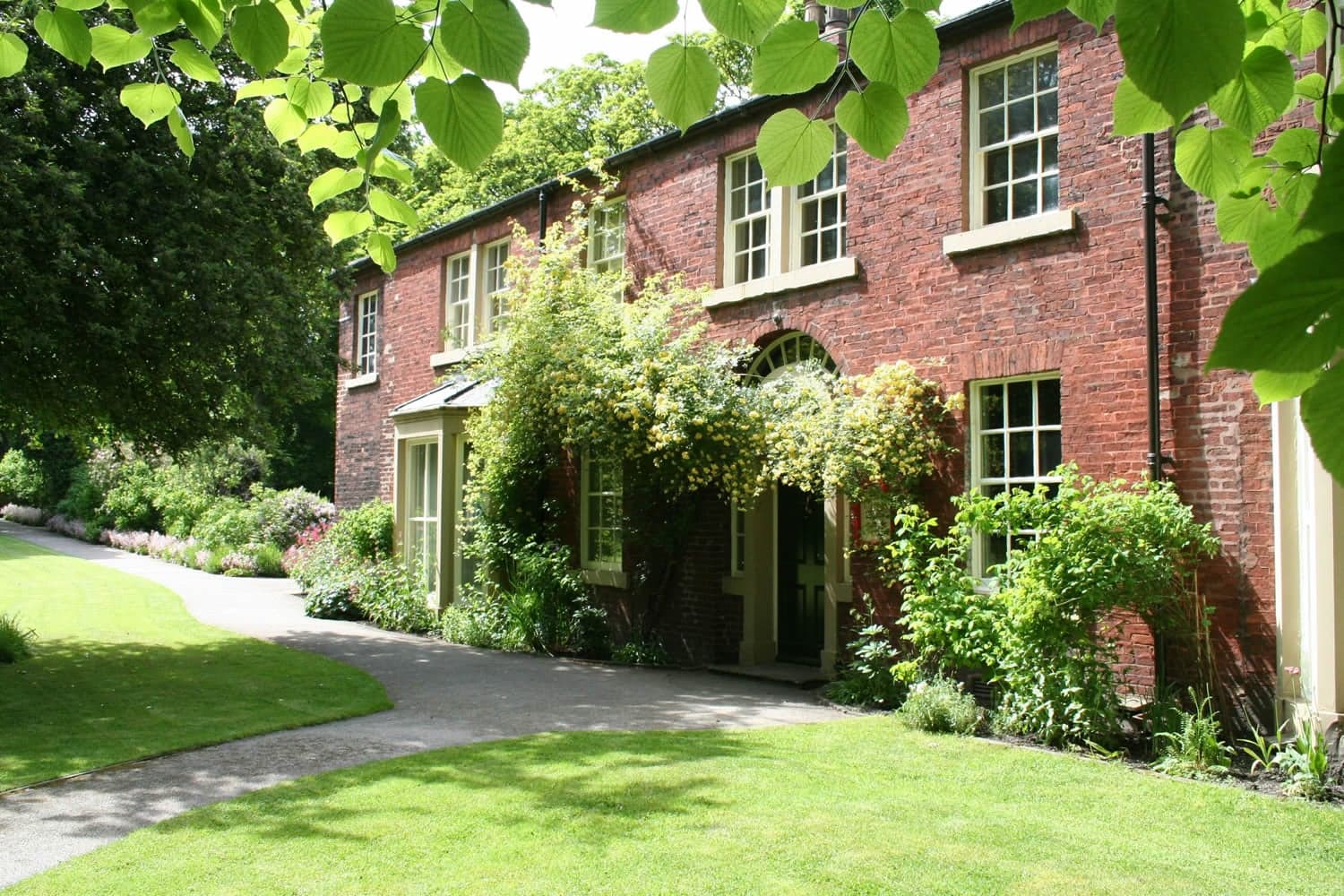 Red House & Gardens - Museum in gomersal