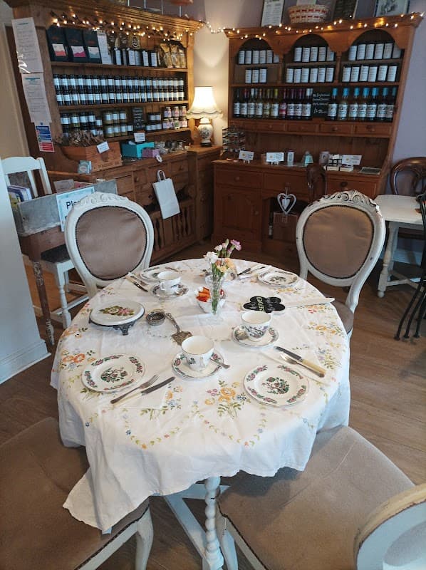 Daisy-Mae's Vintage Tearoom - Tea Rooms in redcar