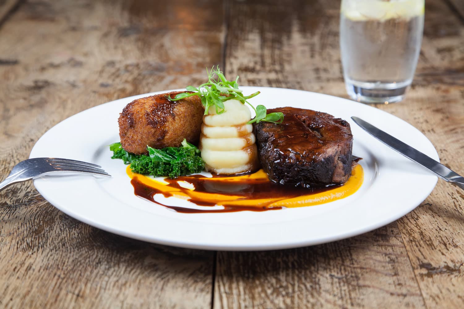 Dining at Restaurant @ Black Horse Inn in kirkby fleetham