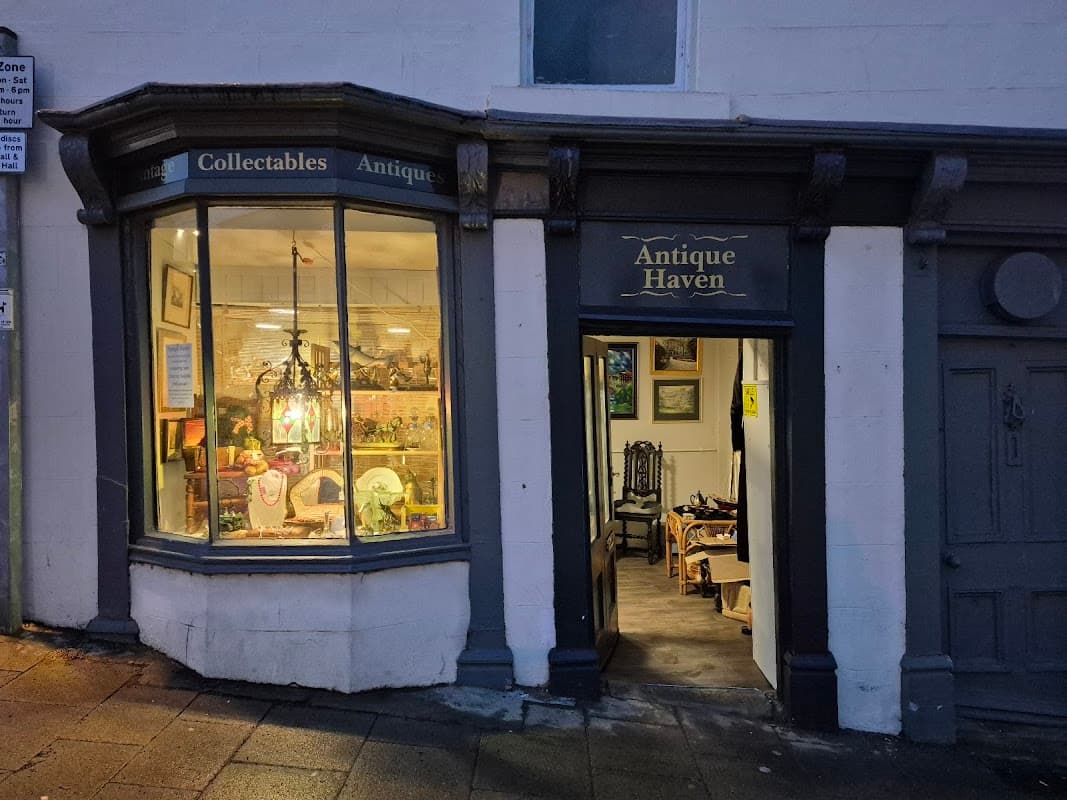 Antique Haven - Homeware in richmond