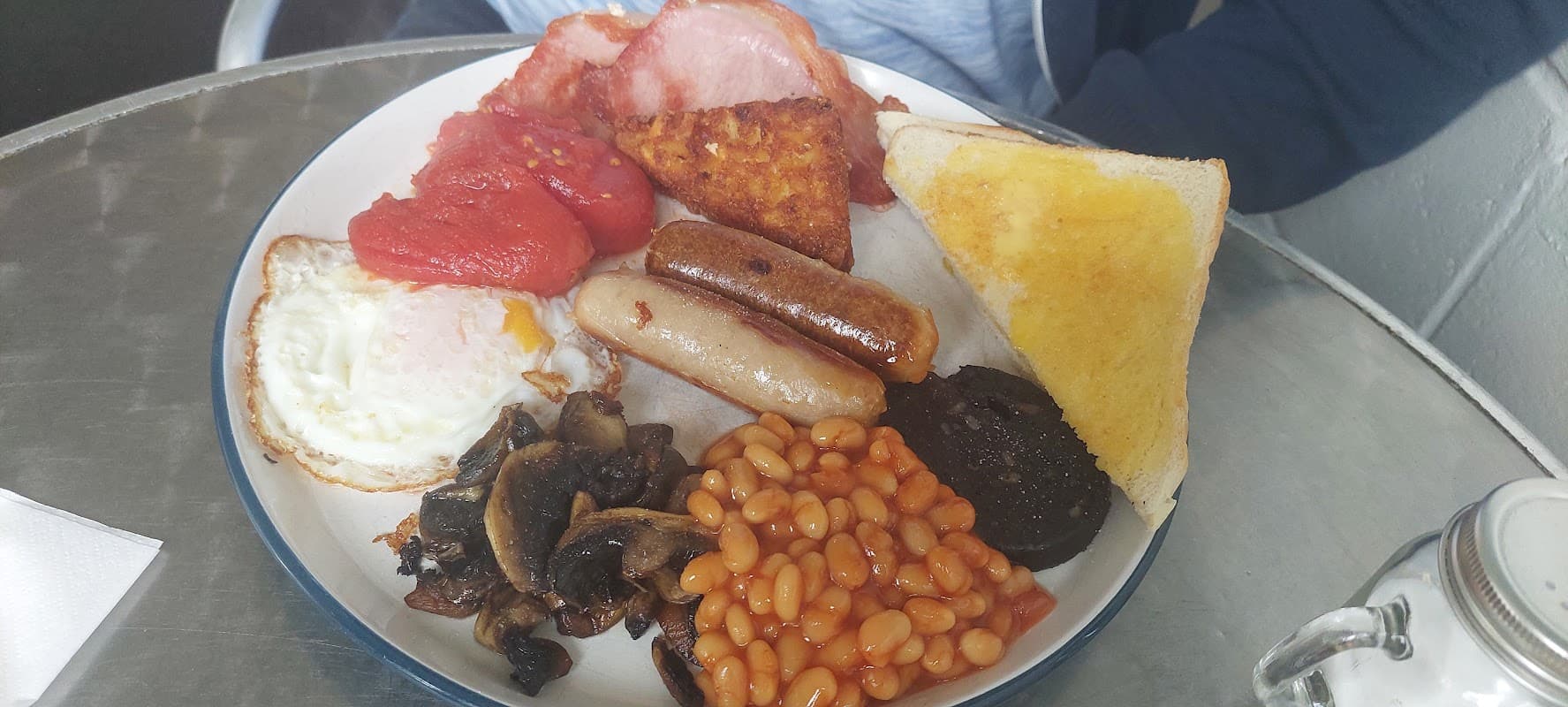 Cafe The Estate Cafe & Catering Services in richmond