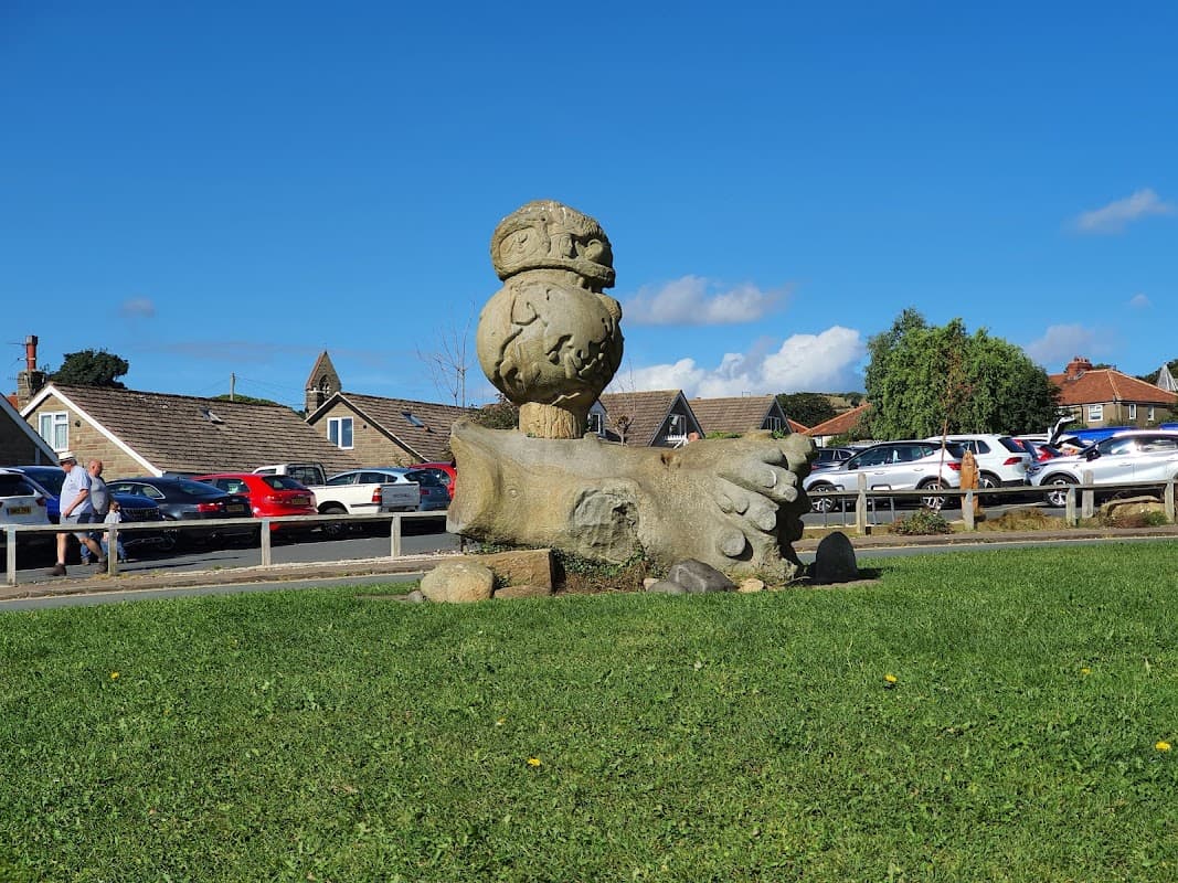 Bus Stop at Thorpe Lane - Bus Stops in robin hoods bay
