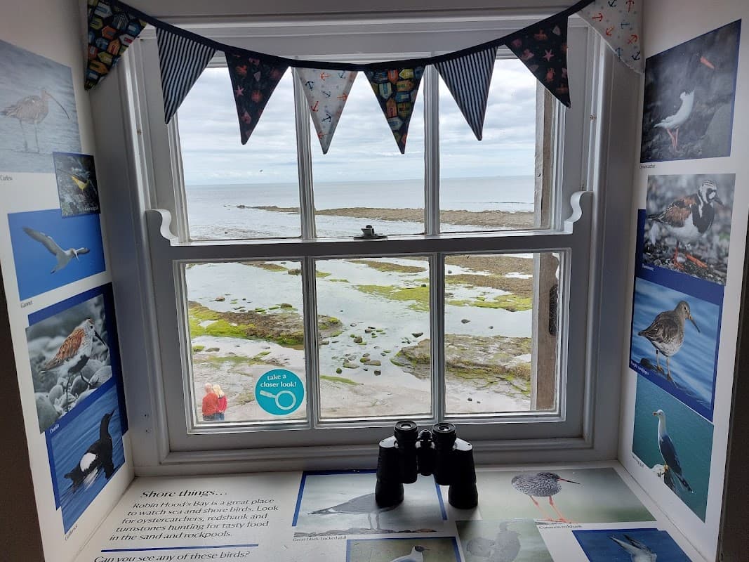 Old Coastguard Station Visitors Centre - Museum in robin hoods bay