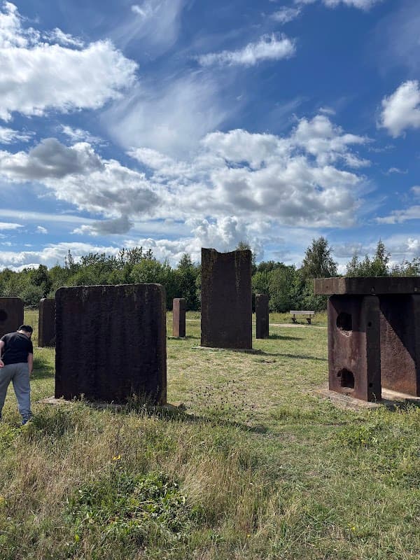 Steel Henge - Attraction in rotherham
