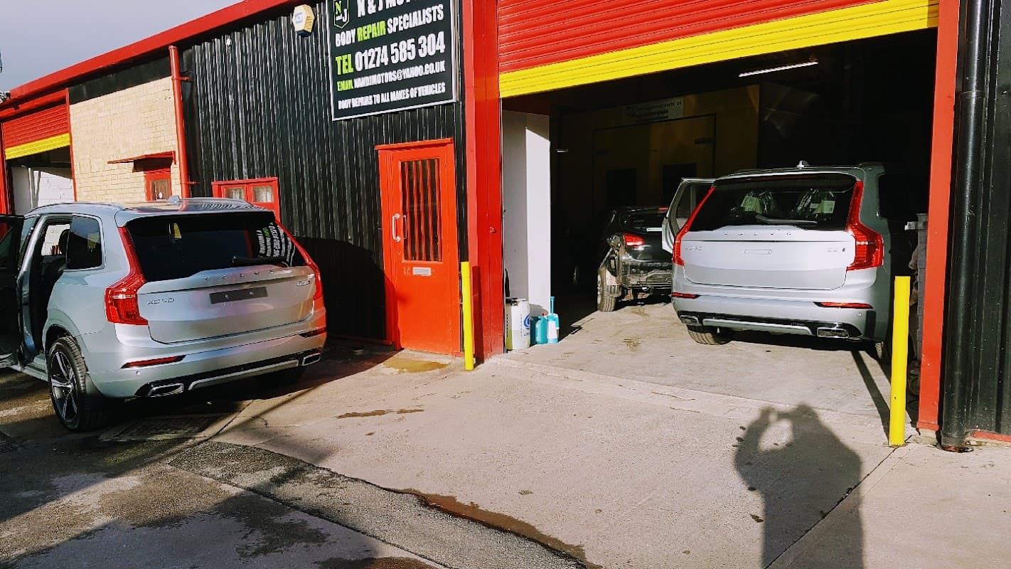 N & J Motors - nandjmotors@yahoo.co.uk - Garages in saltaire