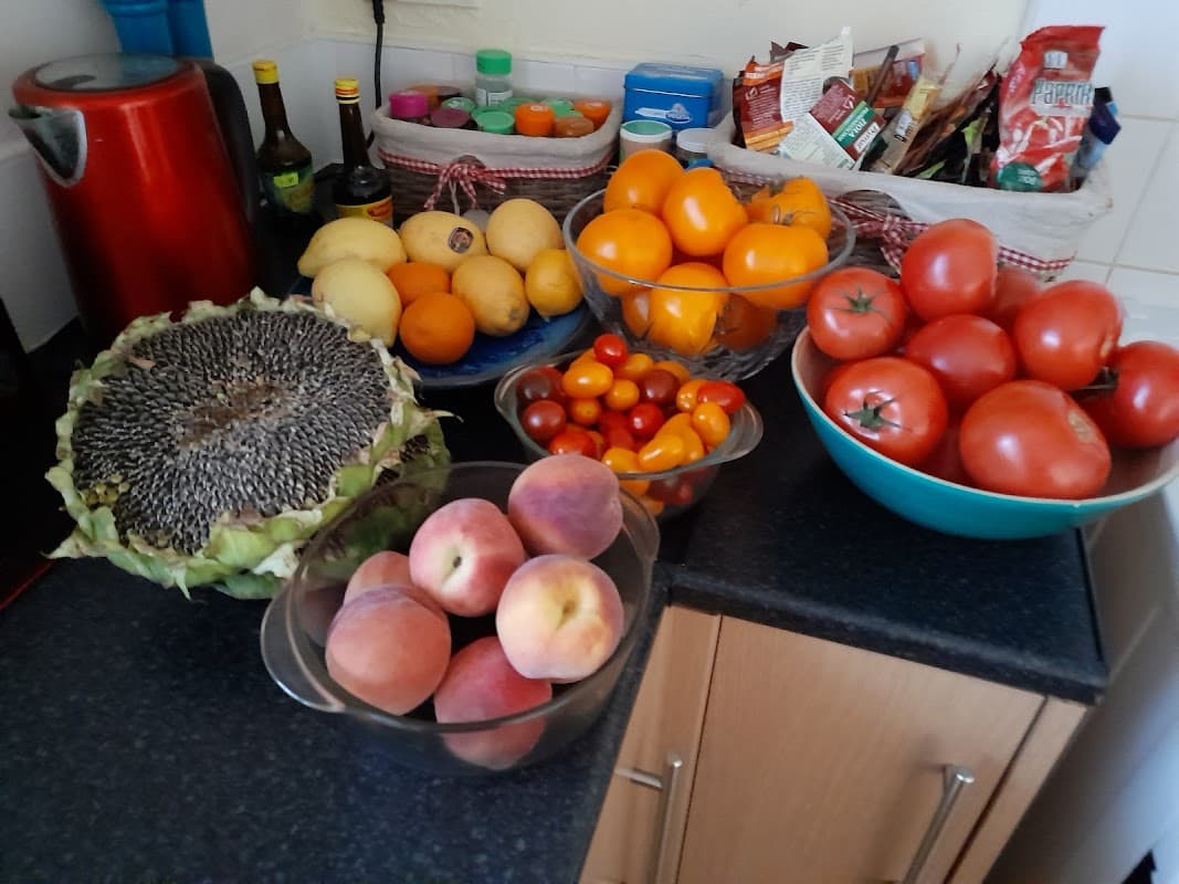 Wisla Supermarket - Corner Shops in saltaire