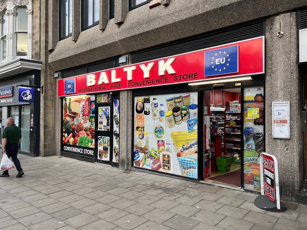 Baltyk - Corner Shops in scarborough