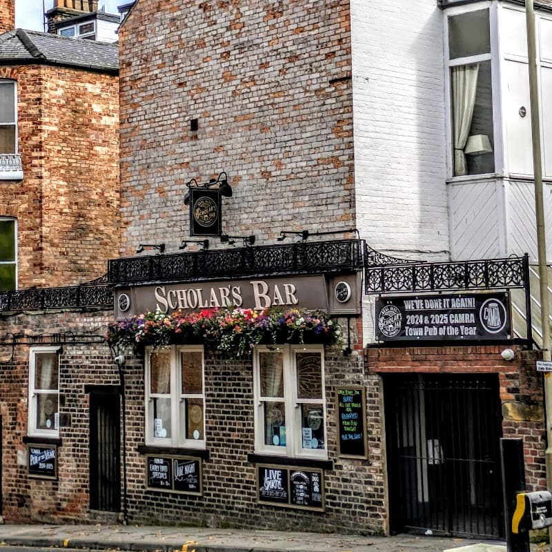 Food & drink at Scholars Bar in scarborough