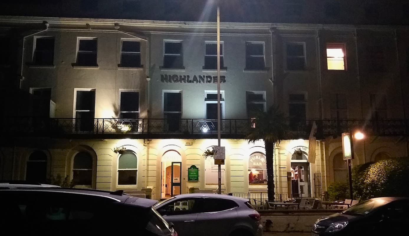 Accommodation at The Highlander in scarborough