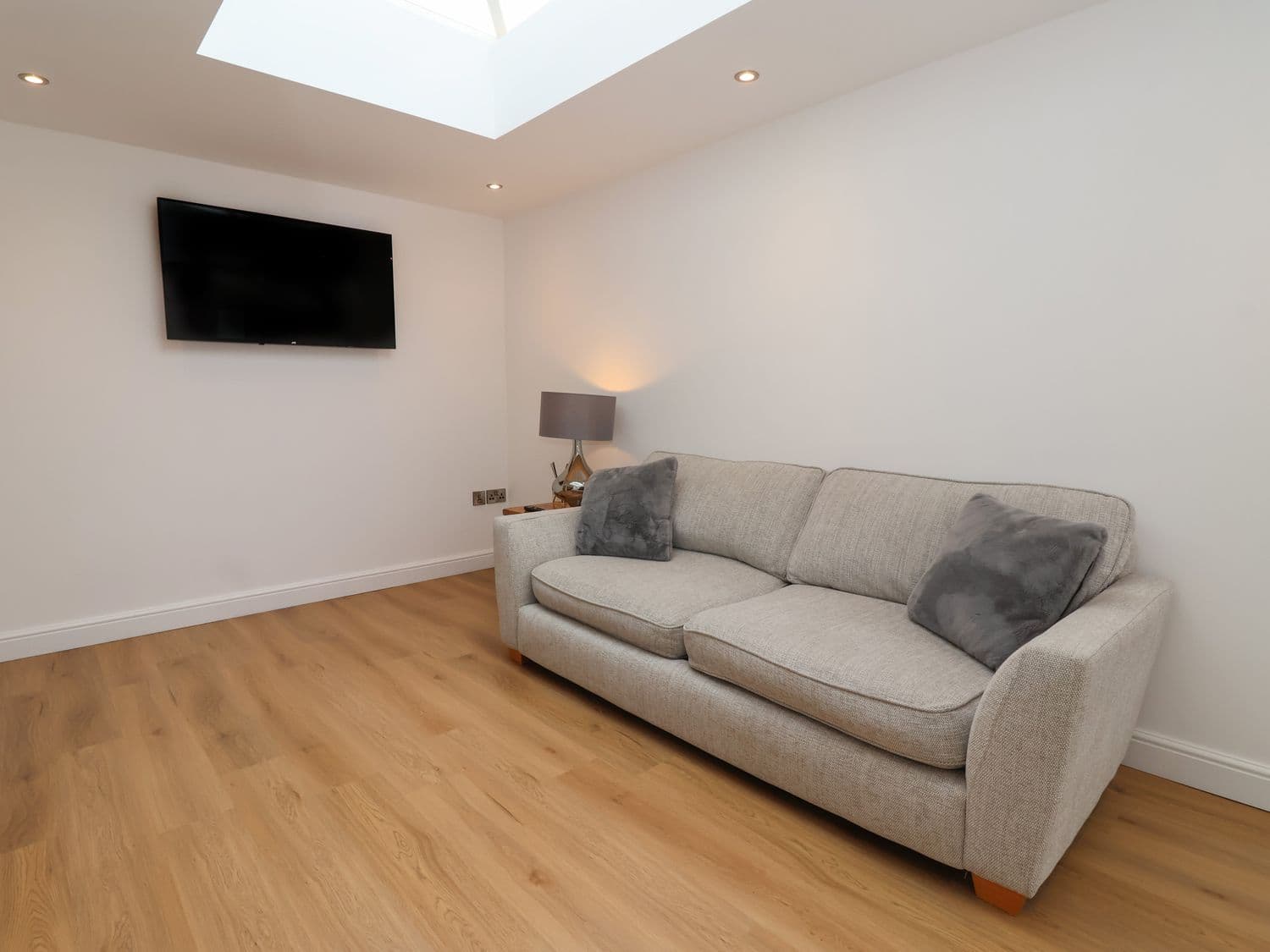 Accommodation at The Woodpecker in scarborough