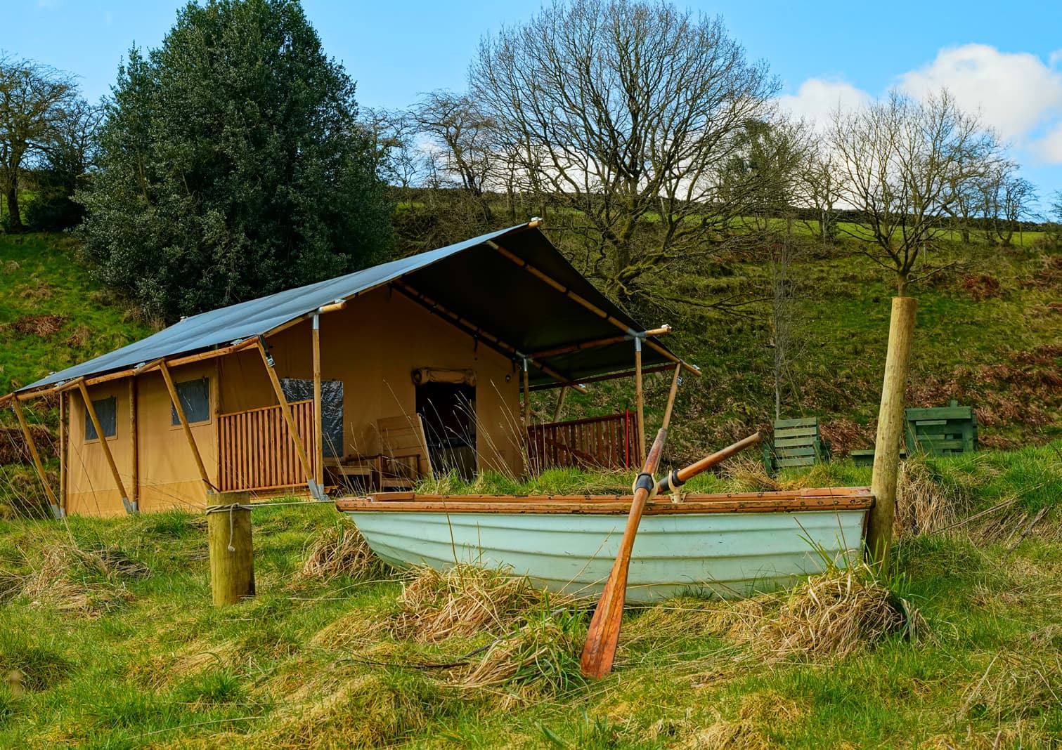 Secret Valley Escapes - Campsite in holmbridge