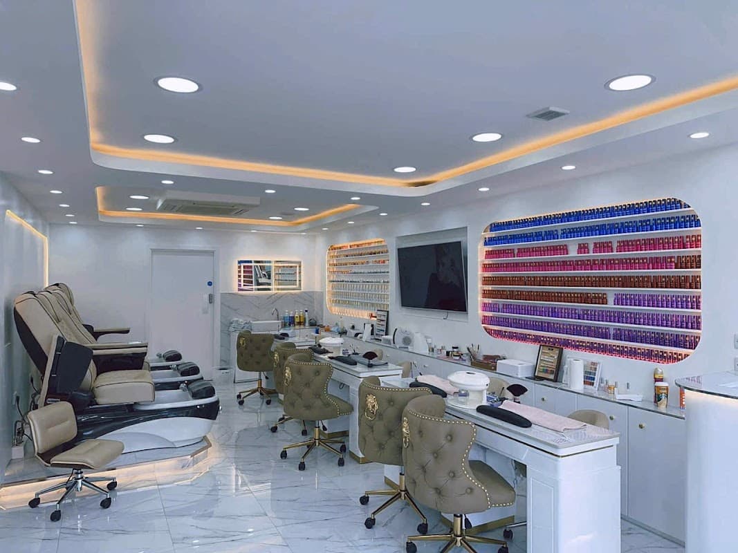 Golden Nail & Beauty - Nail Salons in selby