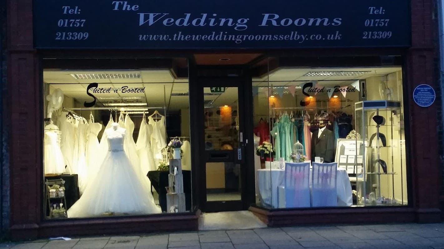 Suited n Booted - Clothes Shops in selby