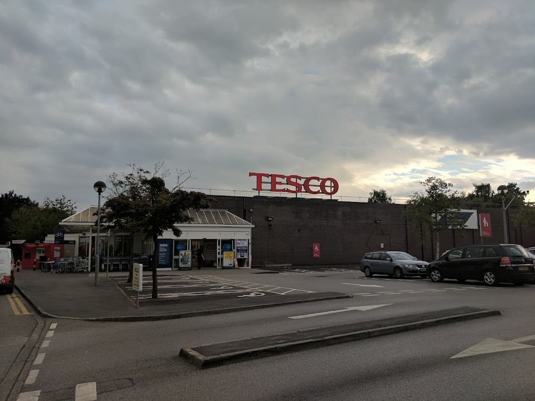 Tesco Superstore - Supermarkets in selby