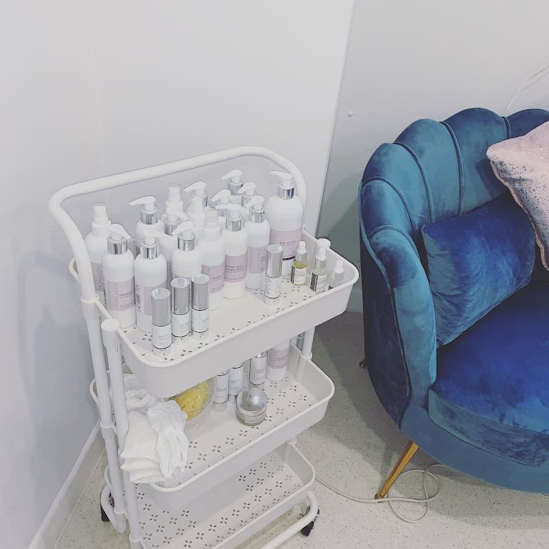 Catherine Knights Beauty & Makeup - Beauty Salons in settle