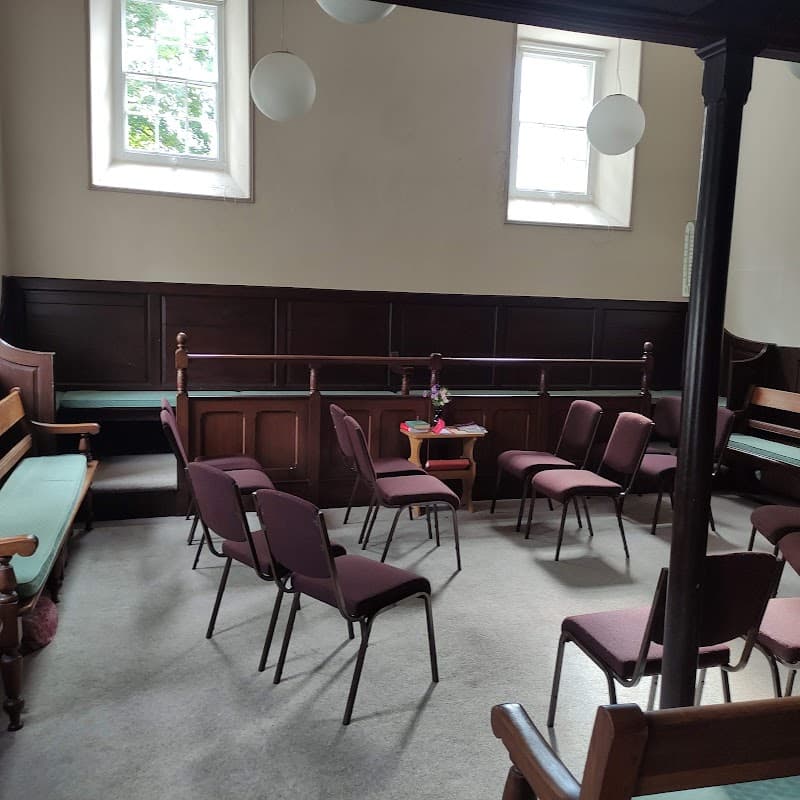 Quaker Meeting House - Churches in settle