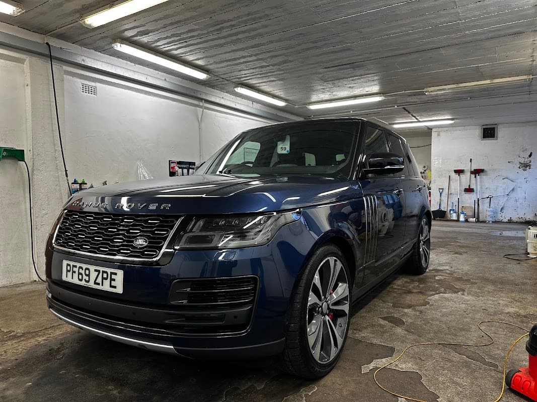 RIBBLESDALE JAGUAR LAND ROVER SERVICE CENTRE, SETTLE - Garages in settle
