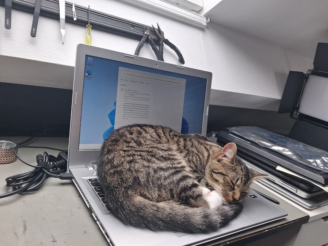 Powerimp Electronics LTD. - Tech & Electronics in sheffield