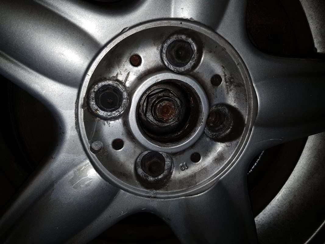 Heaton Motors - Car Parts in shipley