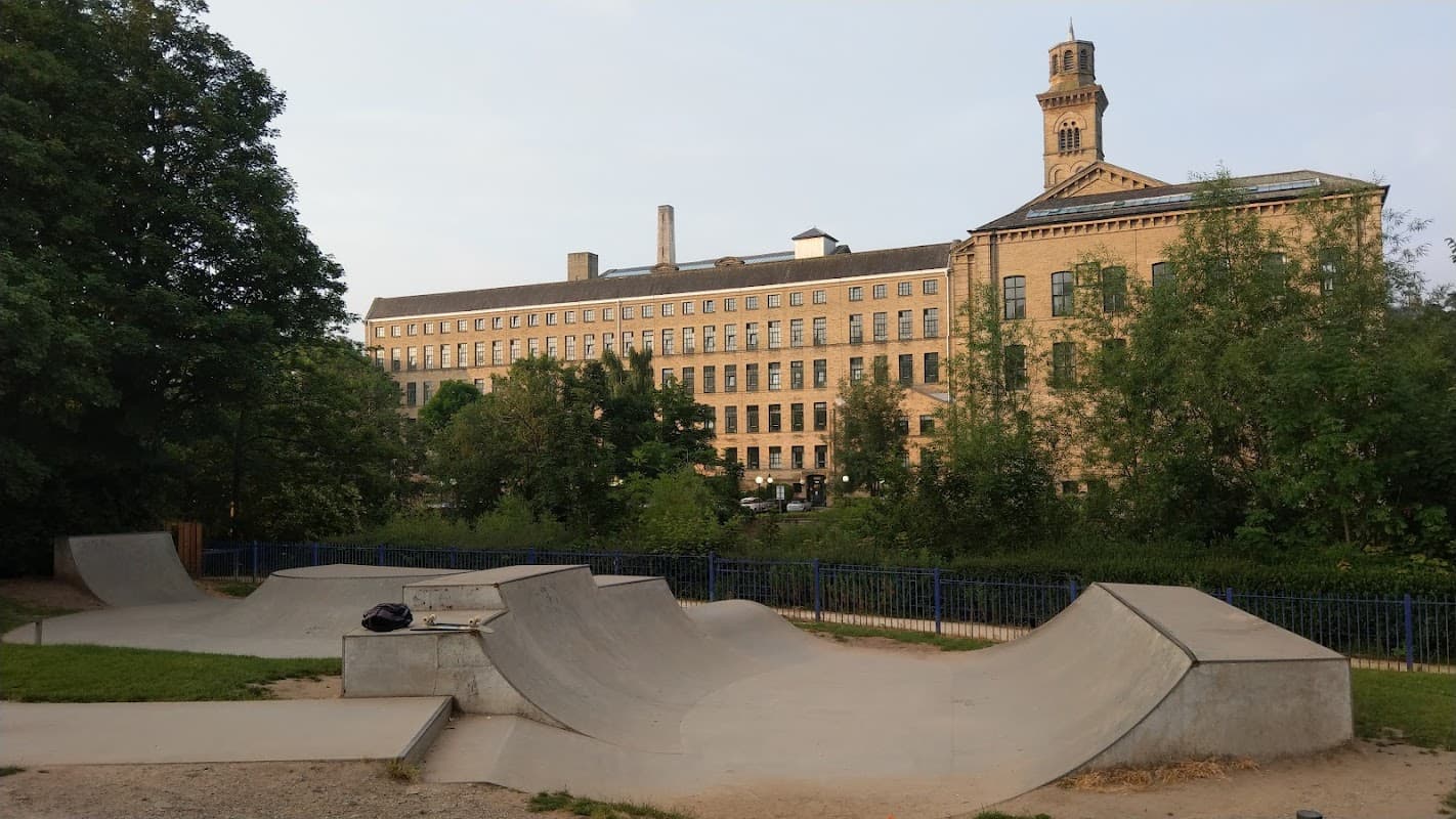 Saltaire Skatepark - Skate Parks in shipley