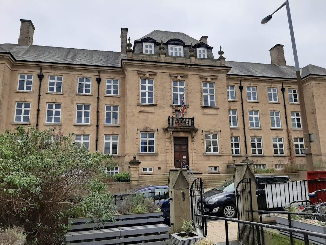 Shipley Town Hall - Town Halls in shipley