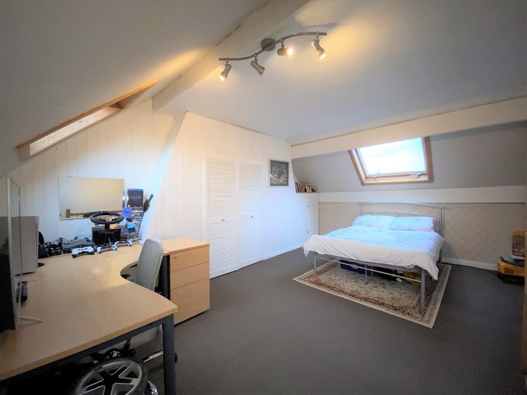 Simon Barnett Bespoke Estate Agent - Estate Agents in shipley