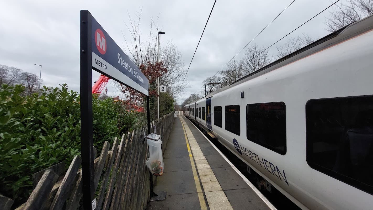 Steeton & Silsden Station - Railway Stations in silsden