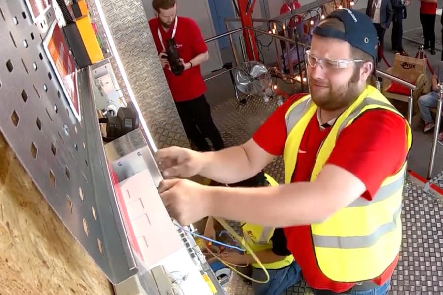 eFIXX - The electricians' channel - Electricians in skipton