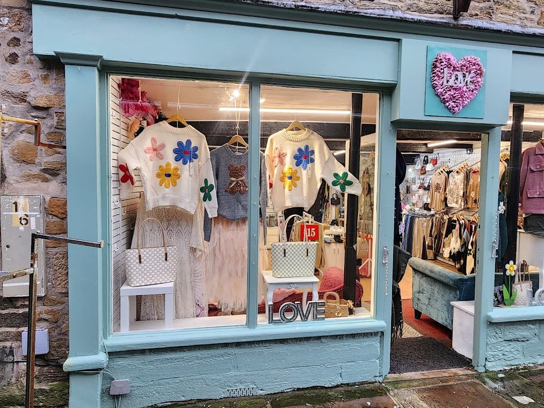 LOVE BOUTIQUE SKIPTON - Clothes Shops in skipton