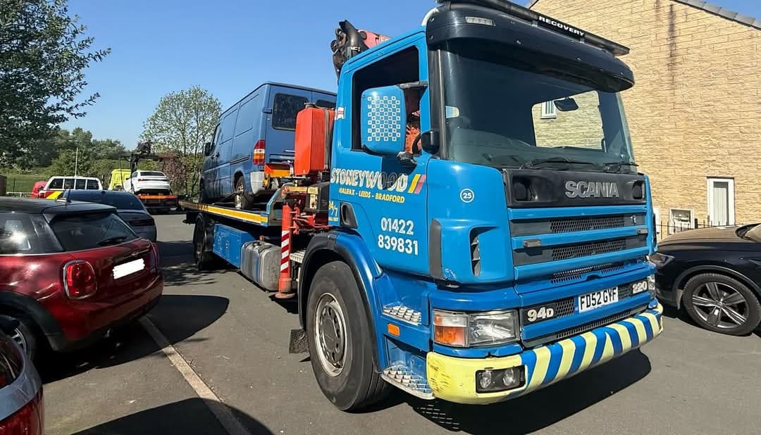 Stoneywood Ltd - Garages in sowerby bridge