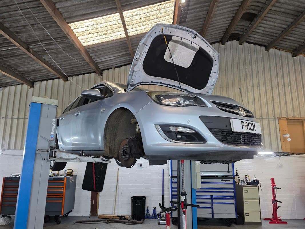 PRIZM AUTOZ ltd - Garages in stockton on the forest