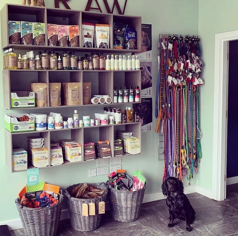 Hunters Raw - Pet Shops in stokesley